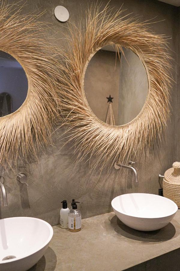 Haert Boutique Wellness Suites City Centre Haarlem Exteriör bild