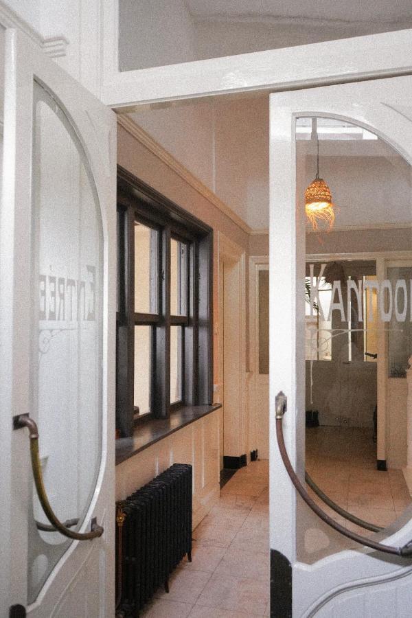 Haert Boutique Wellness Suites City Centre Haarlem Exteriör bild