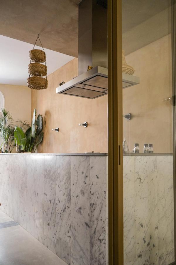Haert Boutique Wellness Suites City Centre Haarlem Exteriör bild