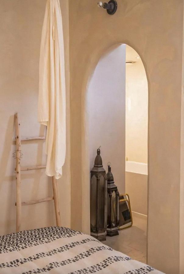 Haert Boutique Wellness Suites City Centre Haarlem Exteriör bild